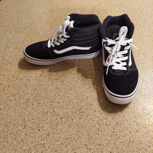 kids black high top vans